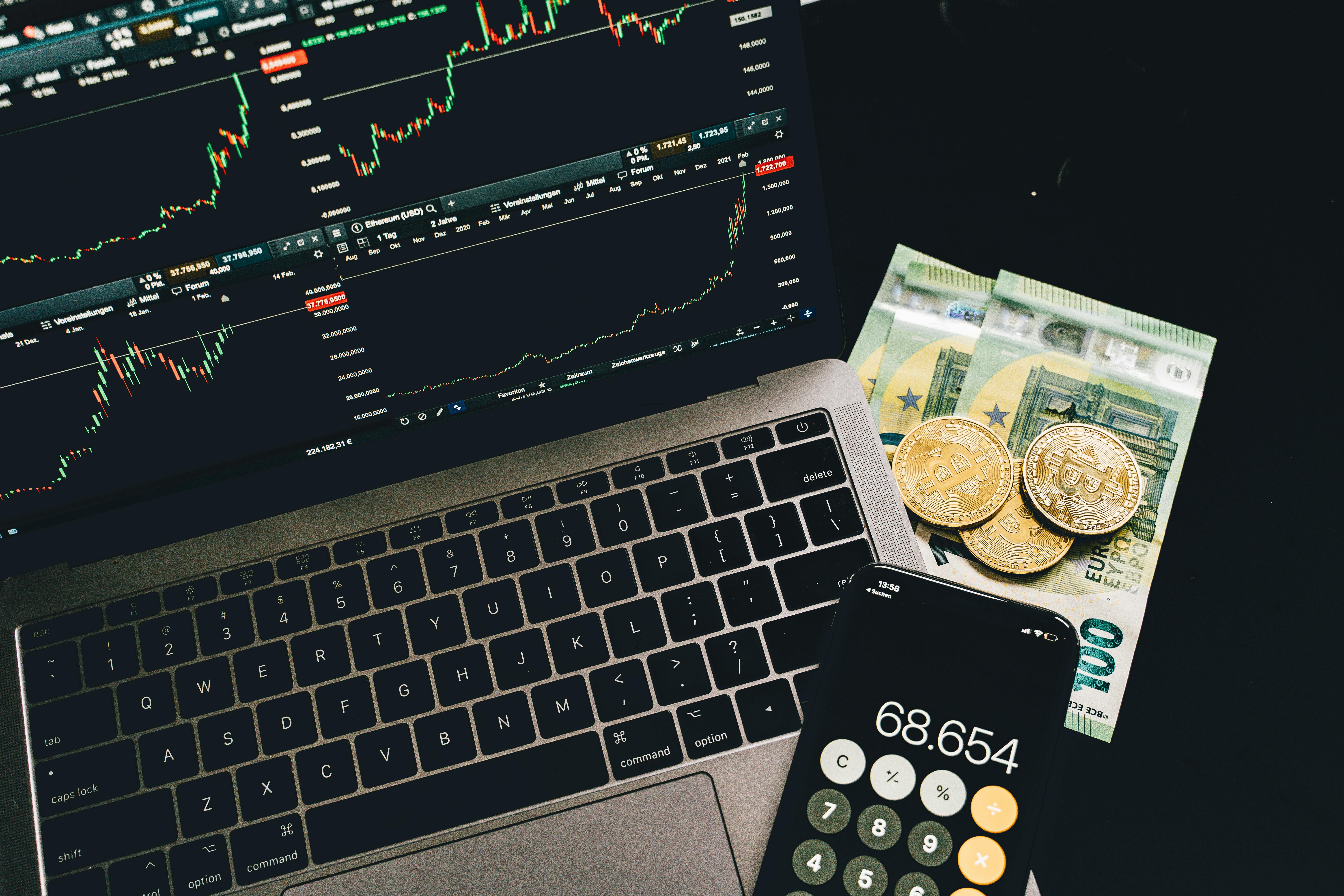 Perbedaan Tabungan dan Investasi, Mana yang Lebih Tepat?