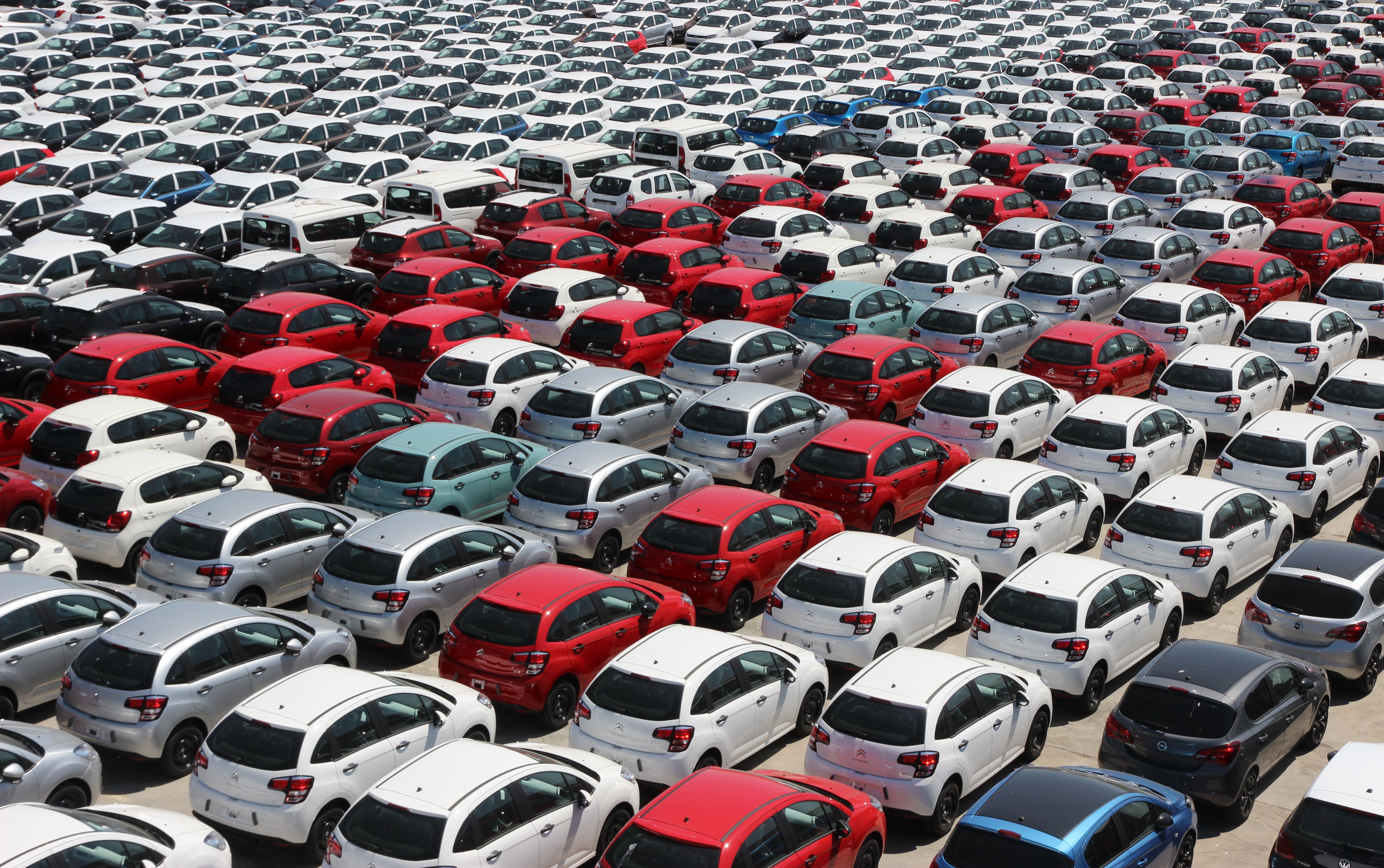Perhitungan Bisnis Rental Mobil 2026: Dari Modal Awal Hingga Proyeksi Keuntungan yang Realistis